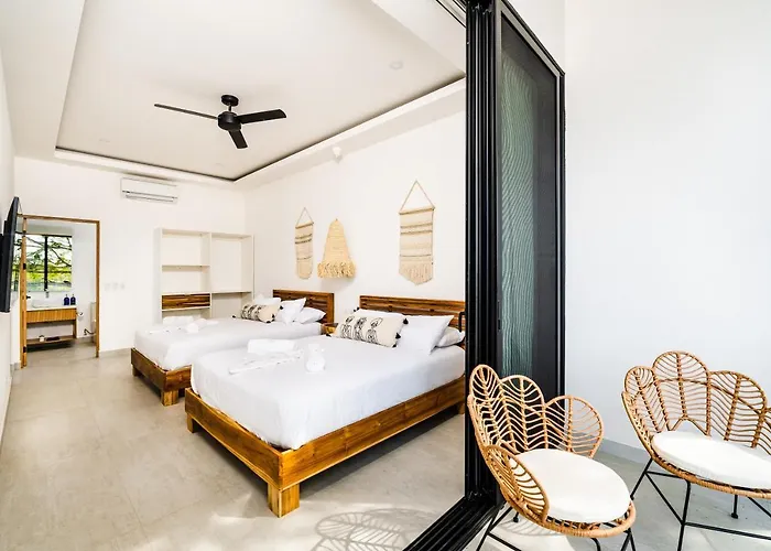Mvillas Luxury With Club Access & Sauna