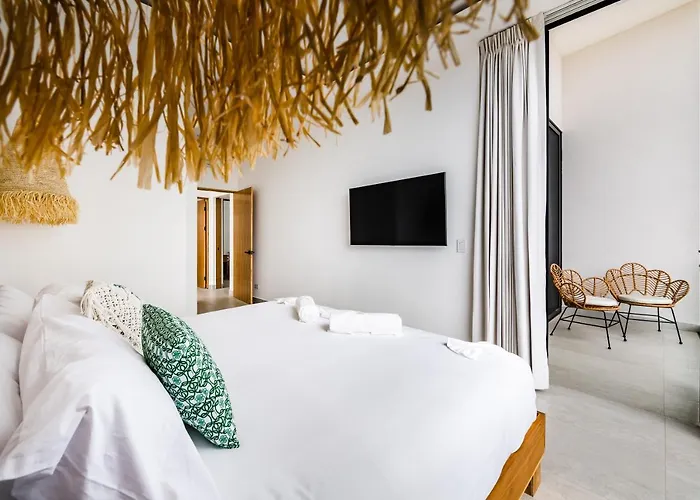 Mvillas Luxury With Club Access & Sauna 4*