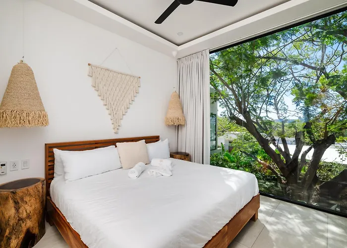 Hotel Mvillas Luxury With Club Access & Sauna 4*