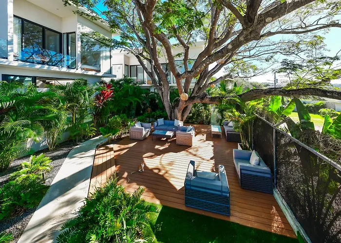 Mvillas Luxury With Club Access & Sauna Hotel