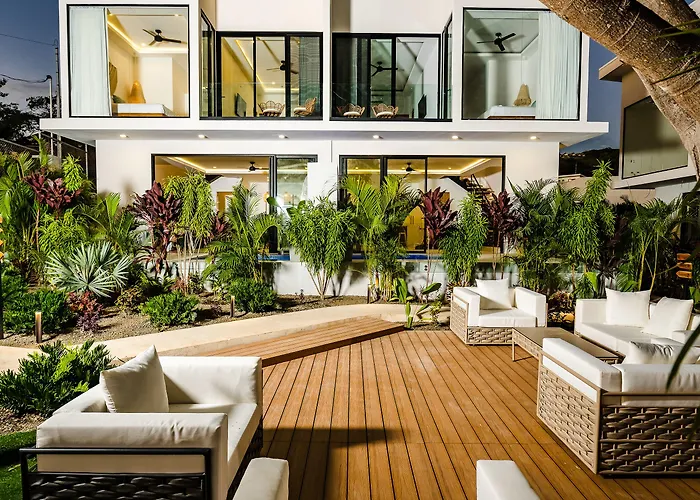 Mvillas Luxury With Club Access & Sauna
