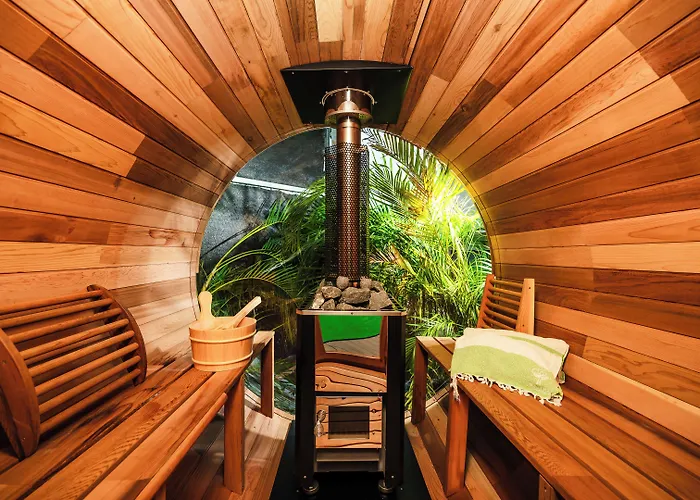 Mvillas Luxury With Club Access & Sauna